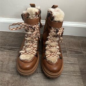 EUC Circus by Sam Edelman Faux Fur Bootie Women's 7.5 shoe